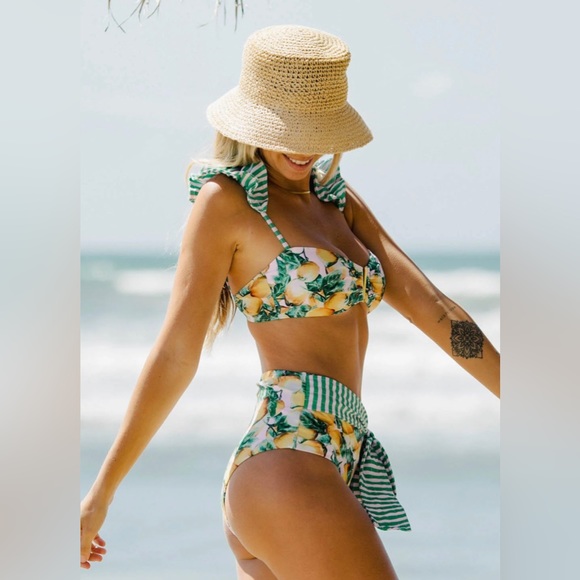 SPORTS SWIMWEAR NWT Lemon Bikini size L - Picture 4 of 5